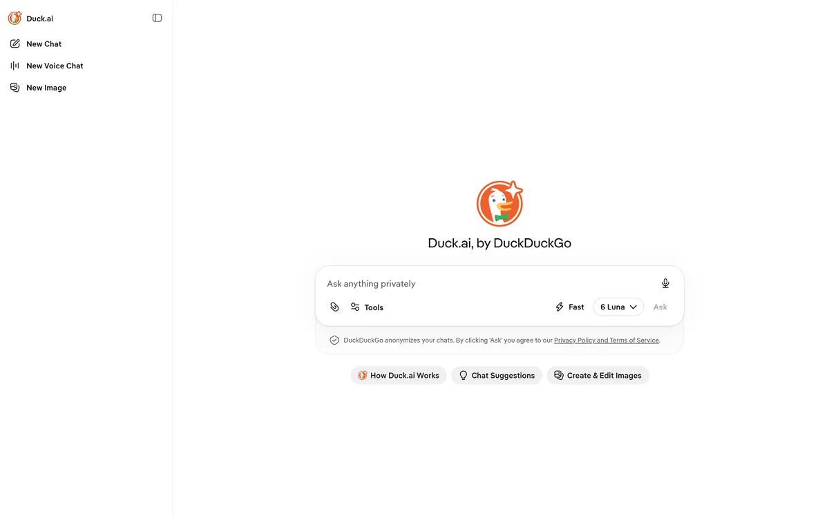 The Duck.ai interface by DuckDuckGo offering private, free AI chat